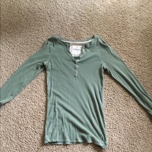 American Eagle shirt